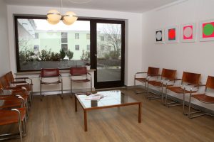 Augenarztpraxis Dr. med. Ingrid Haritoglou Warteraum